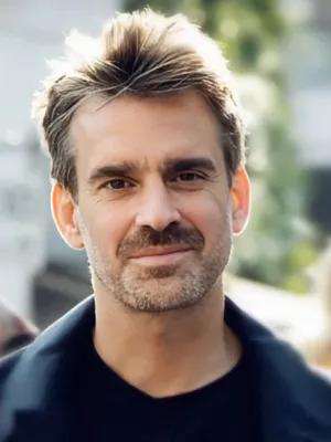 Headshot photo of David Erritzoe